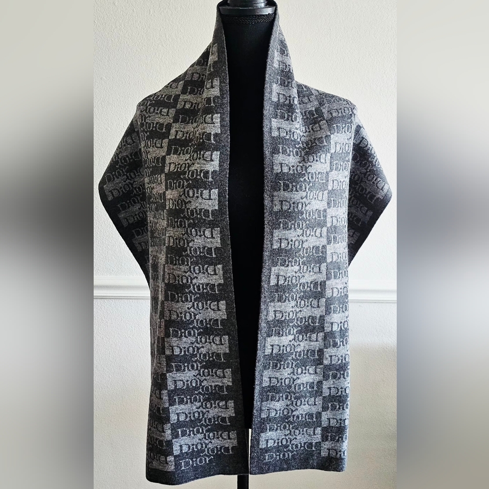 Dior Gray Monogram Wool Scarf - Picture 2 of 5
